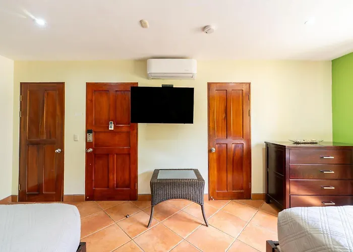 Jade Coast 3- Private 5 Bedroom *