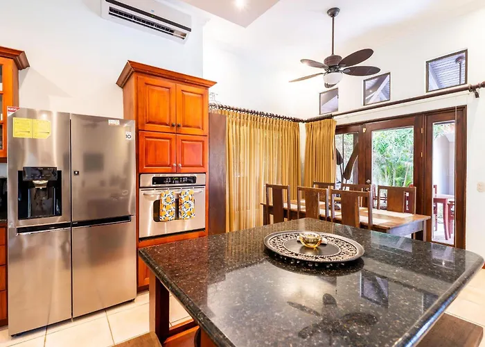 Jade Coast 3- Private 5 Bedroom